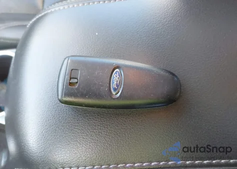 2014 Ford Escape Titanium z USA, uszkodzony, nr VIN 1FMCU0JX6EUC27993